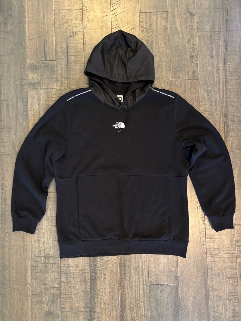 Men’s North Face Hoodie